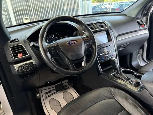 Used 2017 Ford Explorer Sport w/ Equipment Group 401A AWD/4WD image 27