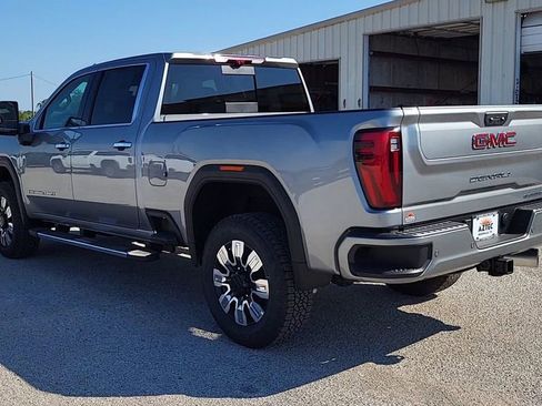 New 2025 GMC Sierra 2500 Denali w/ Denali Reserve Package image 6