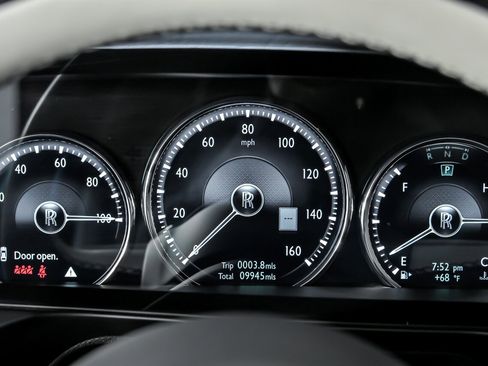Used 2023 Rolls-Royce Ghost image 29