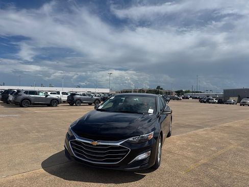 Used 2024 Chevrolet Malibu LS FWD image 6