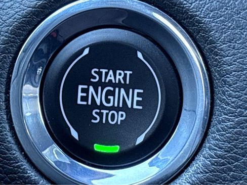 Certified 2024 Cadillac XT4 Premium Luxury image 6