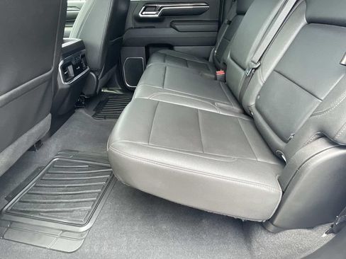 Used 2024 Chevrolet Silverado 2500 LTZ w/ LTZ Premium Package AWD/4WD image 12