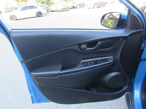 Used 2019 Hyundai Kona SE AWD/4WD image 10