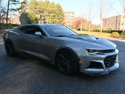 Used 2023 Chevrolet Camaro ZL1 image 10