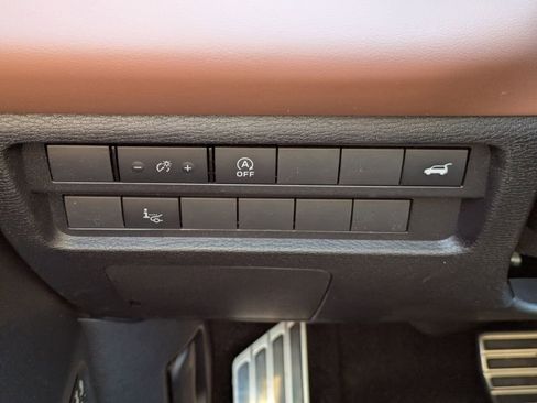 New 2026 Mitsubishi Outlander SEL FWD image 28