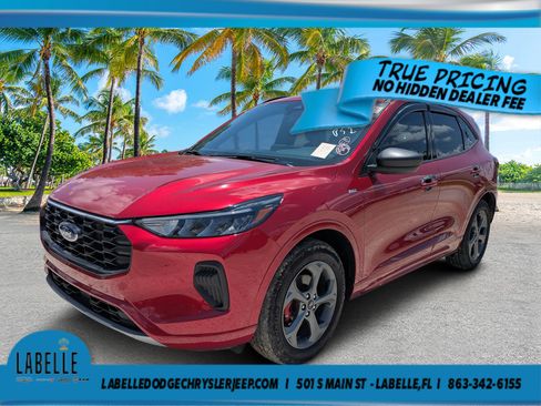 Used 2024 Ford Escape ST-Line w/ Tech Pack #1 FWD image 7
