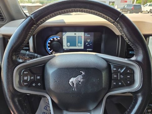 Used 2023 Ford Bronco Wildtrak AWD/4WD image 33
