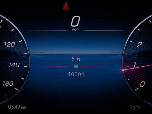 Used 2022 Mercedes-Benz C 300 4MATIC Sedan image 11