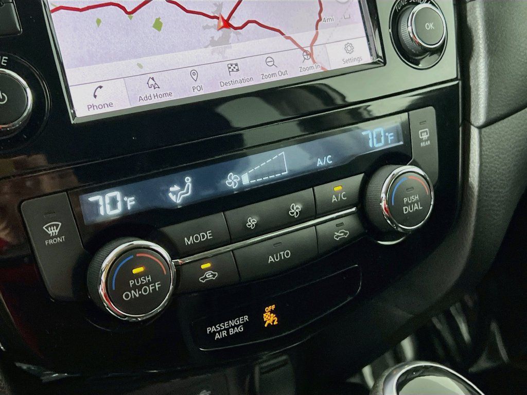 Used 2019 Nissan Rogue SV w/ Premium Package AWD/4WD image 15