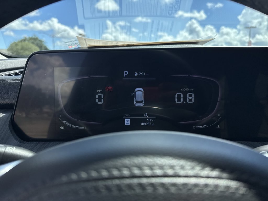 Used 2023 Kia Telluride EX w/ EX Captain's Chair Package FWD image 21