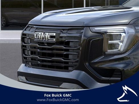 Used 2026 GMC Terrain Elevation w/ Elevation Premium Package image 13