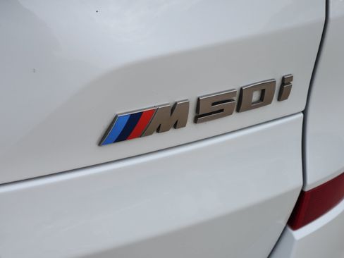 Used 2022 BMW X5 M50i w/ Executive Package AWD/4WD image 39