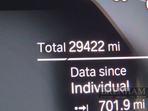 Used 2022 BMW 330e image 26