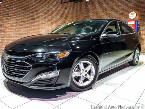 Used 2024 Chevrolet Malibu LT FWD image 2