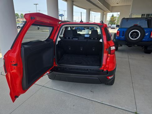 Used 2021 Ford EcoSport SE image 15