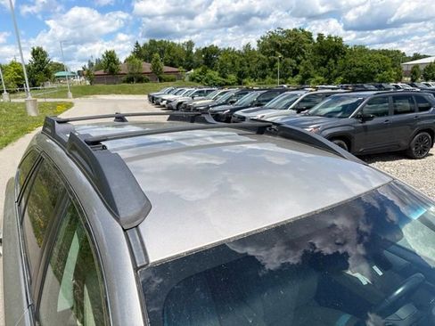 Used 2016 Subaru Outback 2.5i Premium AWD/4WD image 8