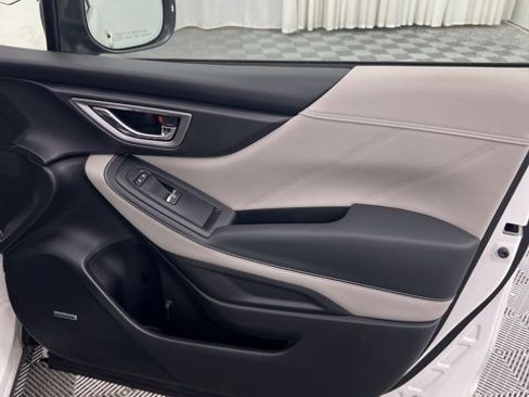 Used 2024 Subaru Forester Limited image 23