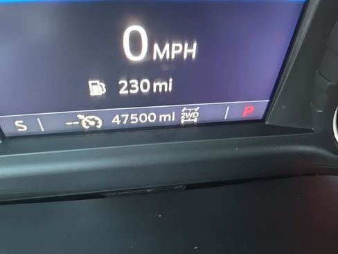 Used 2022 Chevrolet Silverado 3500 LT w/ Convenience Package image 18