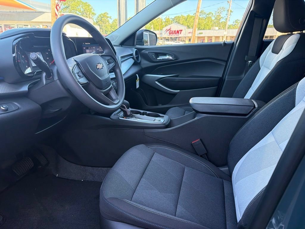 New 2026 Chevrolet Trax LS FWD image 13