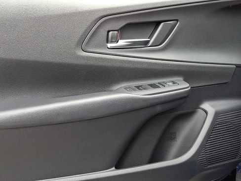 New 2026 Toyota Prius Plug-In Hybrid FWD image 11