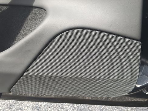 Used 2024 Tesla Model 3 Standard Range RWD image 29