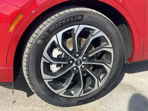 New 2026 Lincoln Nautilus Reserve image 9