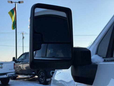 Used 2024 Chevrolet Silverado 2500 LT image 34