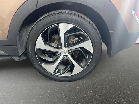 Used 2016 Hyundai Tucson Sport FWD image 28