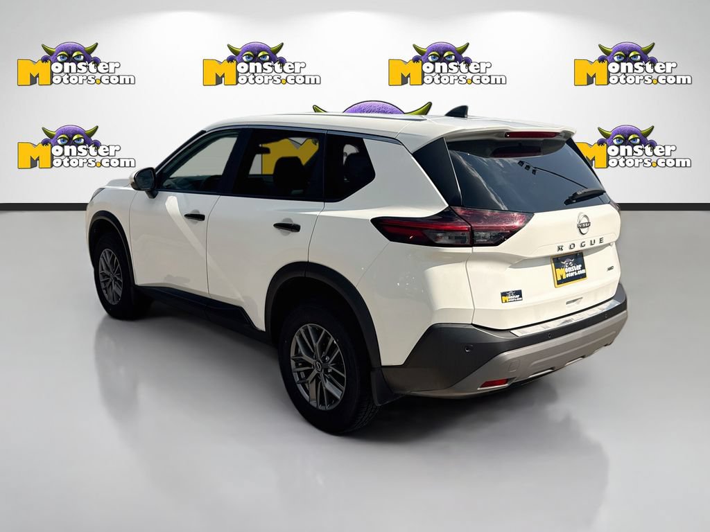 Used 2023 Nissan Rogue S AWD/4WD image 7
