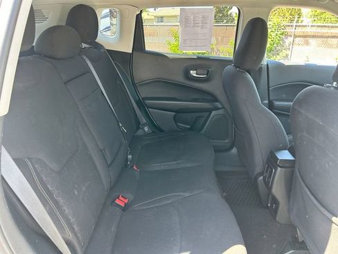 Used 2018 Jeep Compass Sport w/ Cold Weather Group AWD/4WD image 33