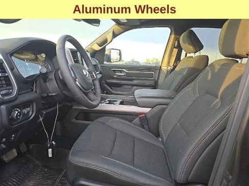 Used 2026 RAM 1500 Big Horn AWD/4WD image 10