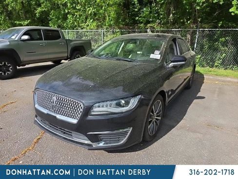 Used 2019 Lincoln MKZ Reserve image 1