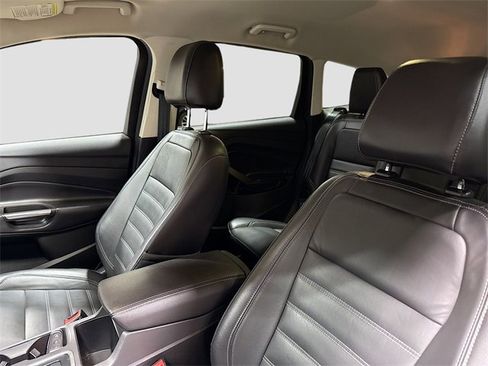 Used 2017 Ford Escape Titanium image 21