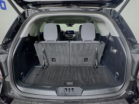 Used 2025 Ford Explorer Active image 30