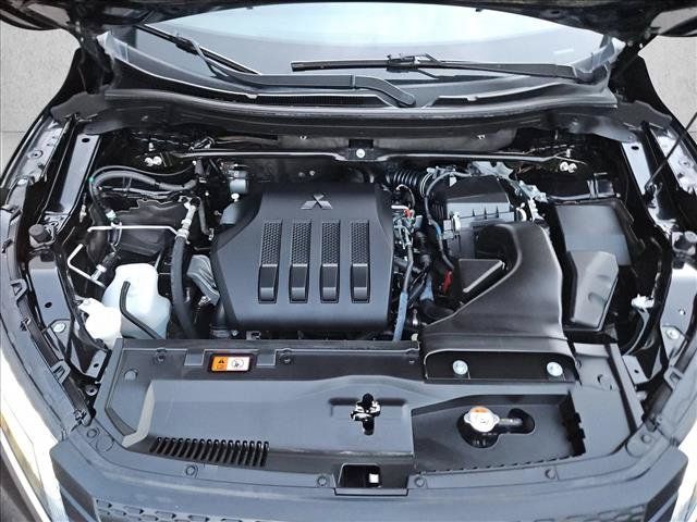Used 2025 Mitsubishi Eclipse Cross SE AWD/4WD image 23