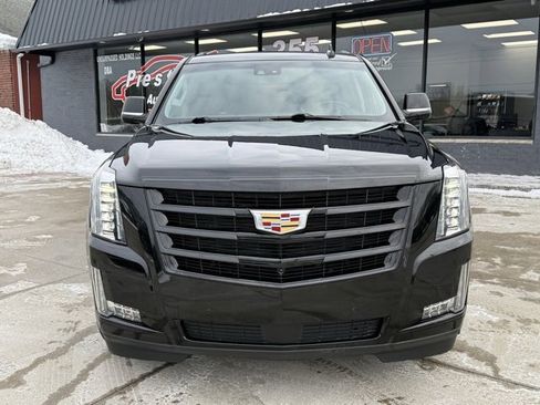 Used 2019 Cadillac Escalade ESV Premium Luxury image 22