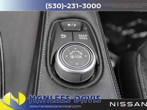 Used 2019 INFINITI QX50 Luxe w/ Navigation Package AWD/4WD image 18