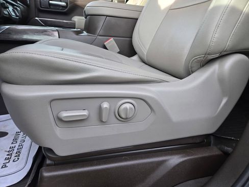 Used 2022 Chevrolet Silverado 2500 LTZ image 26