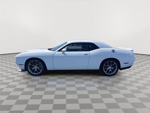 Used 2022 Dodge Challenger GT image 11
