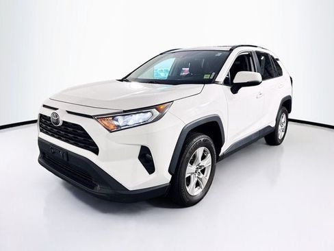 Used 2021 Toyota RAV4 XLE w/ Convenience Package AWD/4WD image 1