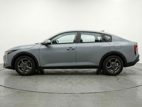 Used 2025 Kia K4 FWD image 5