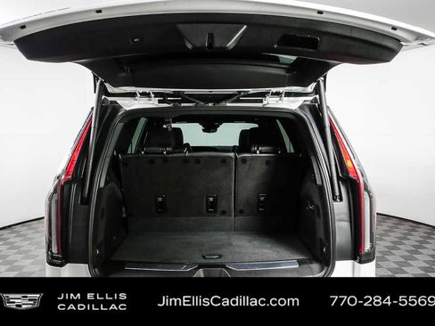 Certified 2024 Cadillac Escalade Premium Luxury w/ LPO, Floor Liner Package AWD/4WD image 29