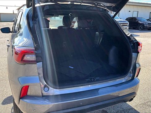 Used 2024 Ford Escape ST-Line w/ Tech Pack #1 FWD image 19