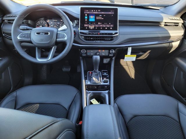New 2026 Jeep Compass Latitude AWD/4WD image 11