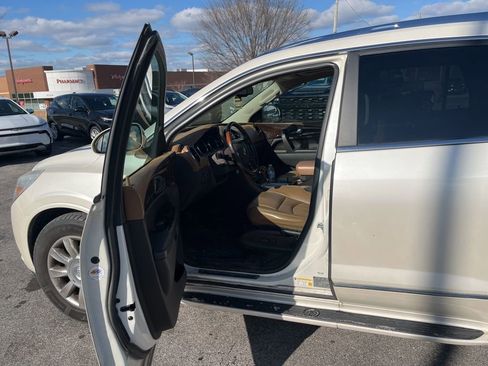 Used 2014 Buick Enclave Premium image 6