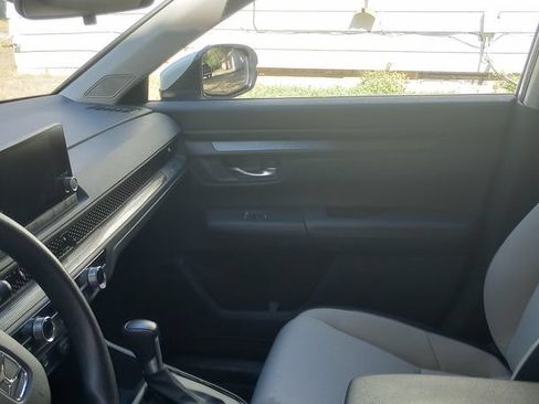 Used 2024 Honda CR-V EX image 7