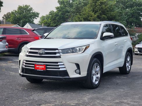 Used 2018 Toyota Highlander Limited image 3