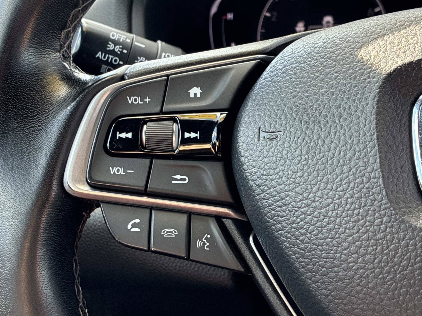 Used 2022 Honda Accord Sport image 24