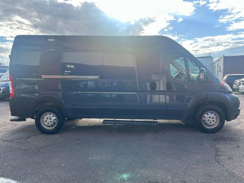 Used 2018 RAM ProMaster 2500 image 5