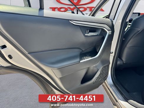 Used 2023 Toyota RAV4 XLE Premium AWD/4WD image 20